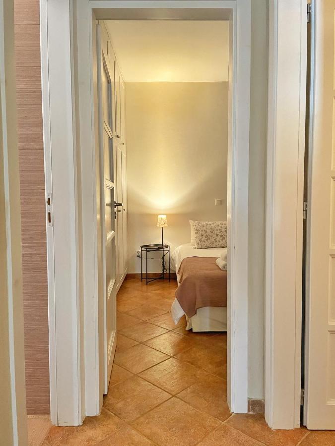 Irida Villa - Sea & Sunset Flats By Explore Andros Μπατσί Εξωτερικό φωτογραφία
